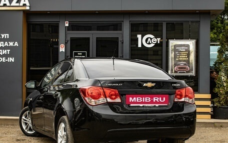 Chevrolet Cruze II, 2010 год, 629 000 рублей, 4 фотография