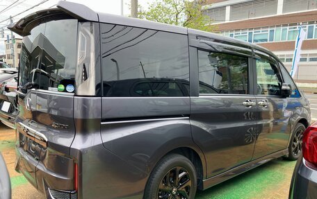 Honda Stepwgn IV, 2021 год, 1 637 000 рублей, 4 фотография