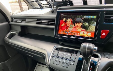 Honda Stepwgn IV, 2021 год, 1 637 000 рублей, 26 фотография