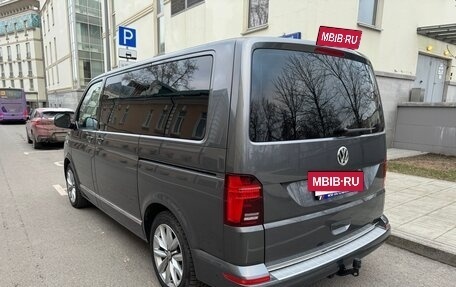 Volkswagen Multivan T6 рестайлинг, 2020 год, 6 100 000 рублей, 4 фотография