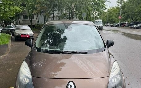 Renault Scenic III, 2011 год, 690 000 рублей, 1 фотография