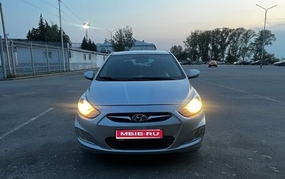 Hyundai Solaris II рестайлинг, 2011 год, 830 000 рублей, 1 фотография
