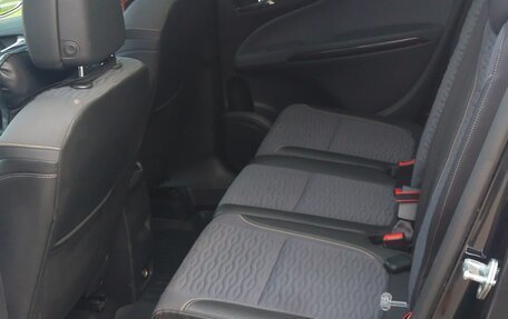 Opel Zafira C рестайлинг, 2014 год, 1 090 000 рублей, 21 фотография