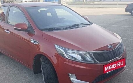 KIA Rio III рестайлинг, 2013 год, 690 000 рублей, 2 фотография