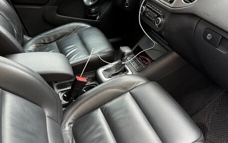 Volkswagen Tiguan I, 2010 год, 1 000 000 рублей, 13 фотография