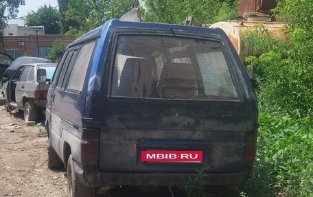 Nissan Vanette II, 1992 год, 80 000 рублей, 2 фотография