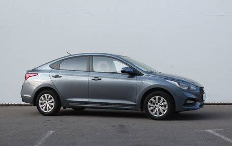 Hyundai Solaris II рестайлинг, 2017 год, 1 180 000 рублей, 3 фотография