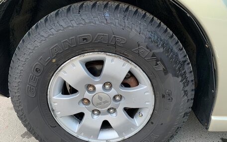 Mitsubishi Montero III, 2003 год, 880 000 рублей, 9 фотография