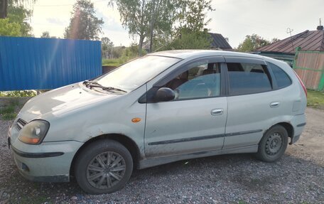 Nissan Tino, 2001 год, 230 000 рублей, 3 фотография