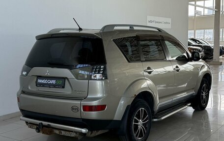 Mitsubishi Outlander III рестайлинг 3, 2007 год, 735 000 рублей, 4 фотография