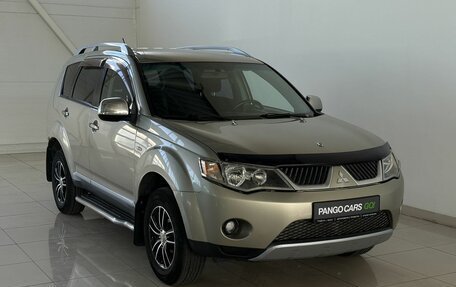Mitsubishi Outlander III рестайлинг 3, 2007 год, 735 000 рублей, 3 фотография
