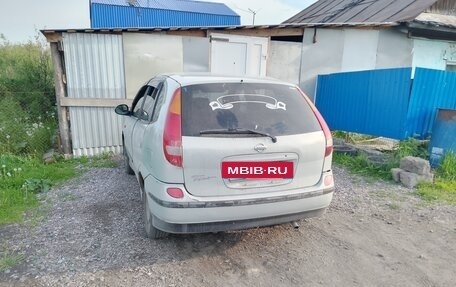 Nissan Tino, 2001 год, 230 000 рублей, 2 фотография