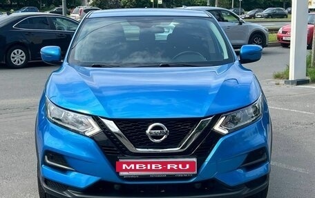 Nissan Qashqai, 2020 год, 2 050 000 рублей, 2 фотография