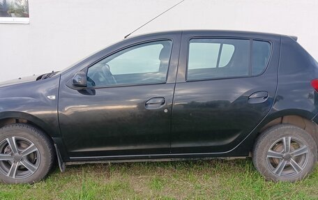 Renault Sandero II рестайлинг, 2014 год, 750 000 рублей, 7 фотография