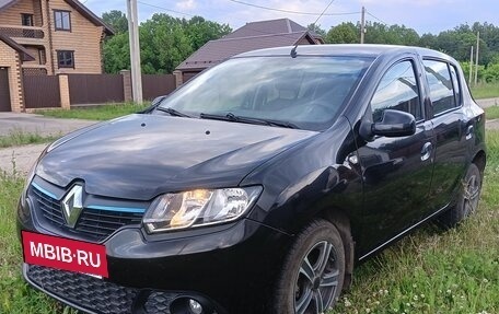 Renault Sandero II рестайлинг, 2014 год, 750 000 рублей, 3 фотография