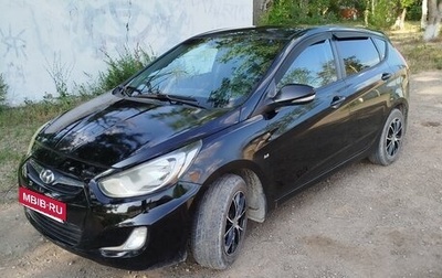 Hyundai Solaris II рестайлинг, 2011 год, 730 000 рублей, 1 фотография