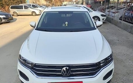 Volkswagen T-Roc I, 2021 год, 1 290 000 рублей, 3 фотография