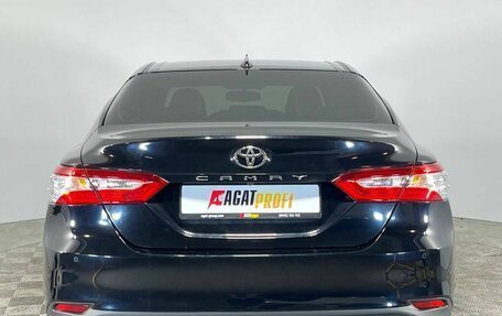 Toyota Camry, 2019 год, 2 660 000 рублей, 6 фотография