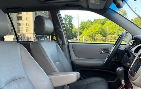Toyota Highlander III, 2004 год, 1 250 000 рублей, 7 фотография