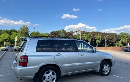 Toyota Highlander III, 2004 год, 1 250 000 рублей, 2 фотография