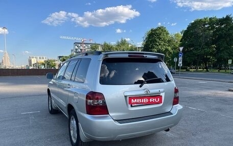 Toyota Highlander III, 2004 год, 1 250 000 рублей, 3 фотография