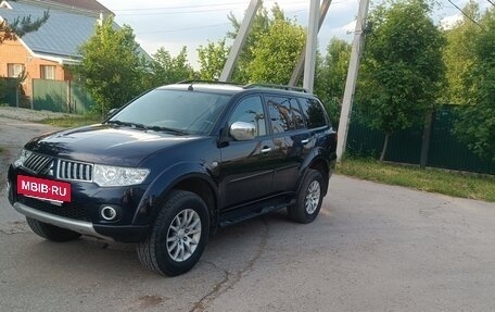 Mitsubishi Pajero Sport II рестайлинг, 2012 год, 1 690 000 рублей, 7 фотография