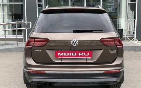 Volkswagen Tiguan II, 2017 год, 2 536 000 рублей, 6 фотография