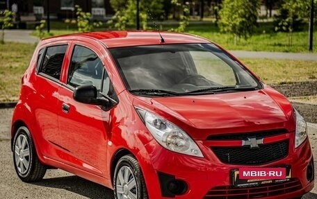 Chevrolet Spark III, 2013 год, 600 000 рублей, 2 фотография