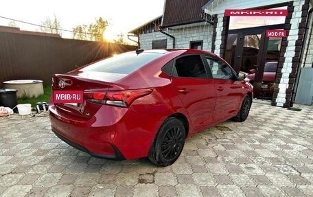 Hyundai Solaris II рестайлинг, 2017 год, 1 390 000 рублей, 5 фотография