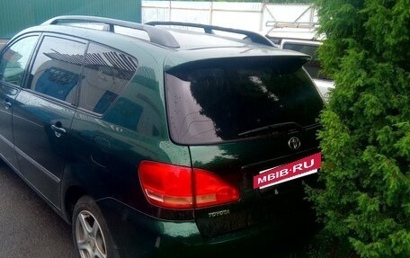 Toyota Avensis Verso I рестайлинг, 2002 год, 500 000 рублей, 2 фотография