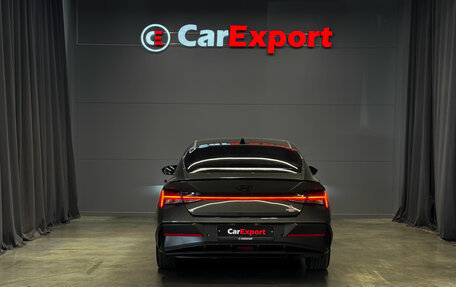 Hyundai Elantra, 2023 год, 2 350 000 рублей, 3 фотография