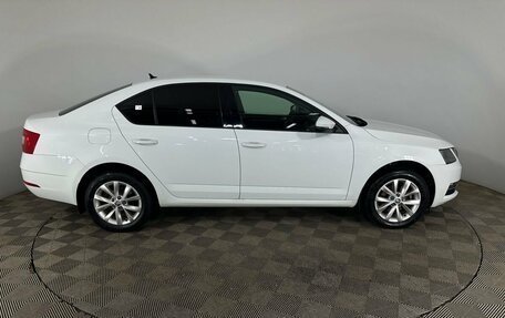 Skoda Octavia, 2018 год, 1 770 000 рублей, 4 фотография