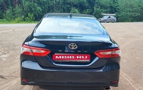 Toyota Camry, 2020 год, 2 750 000 рублей, 6 фотография
