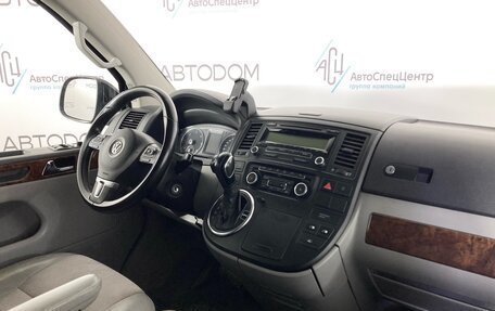 Volkswagen Multivan T5, 2011 год, 2 250 000 рублей, 11 фотография
