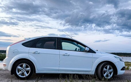 Ford Focus II рестайлинг, 2011 год, 560 000 рублей, 4 фотография