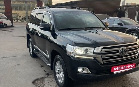Toyota Land Cruiser 200, 2020 год, 8 700 000 рублей, 2 фотография