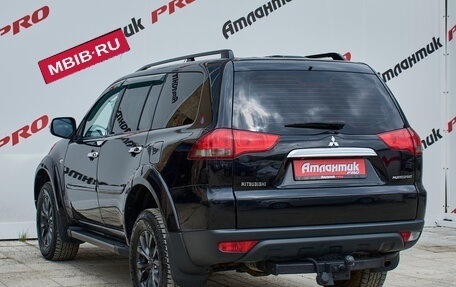Mitsubishi Pajero Sport II рестайлинг, 2014 год, 2 070 000 рублей, 4 фотография
