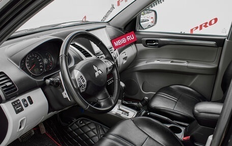 Mitsubishi Pajero Sport II рестайлинг, 2014 год, 2 070 000 рублей, 8 фотография