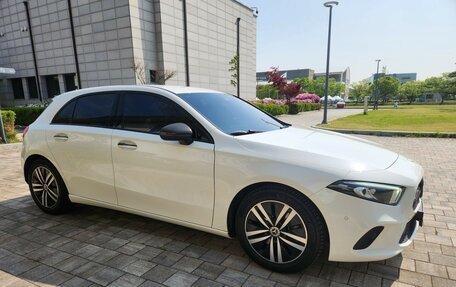Mercedes-Benz A-Класс, 2022 год, 2 840 000 рублей, 5 фотография