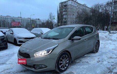 KIA cee'd III, 2013 год, 1 130 000 рублей, 2 фотография