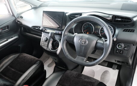 Toyota Wish II, 2010 год, 1 539 000 рублей, 9 фотография