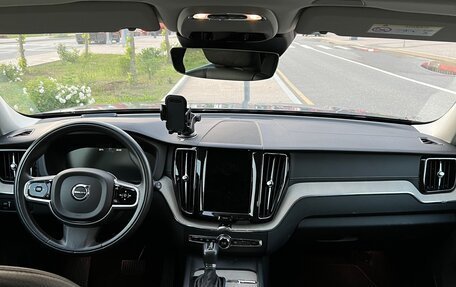 Volvo XC60 II, 2021 год, 4 650 000 рублей, 5 фотография