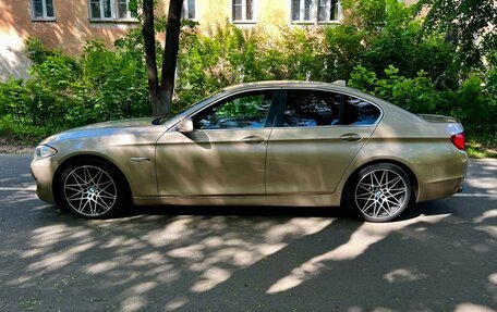 BMW 5 серия, 2010 год, 1 200 000 рублей, 3 фотография