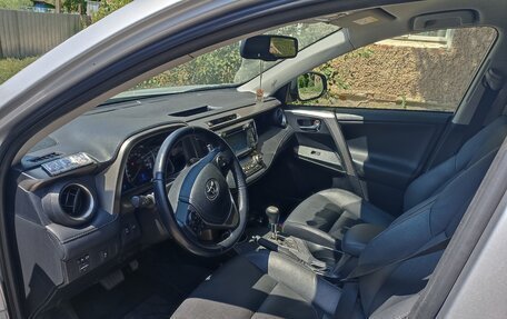 Toyota RAV4, 2015 год, 2 800 000 рублей, 3 фотография