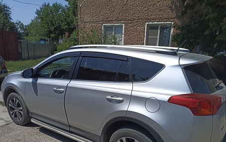 Toyota RAV4, 2015 год, 2 800 000 рублей, 2 фотография