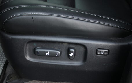 Toyota Land Cruiser 200, 2013 год, 3 990 000 рублей, 11 фотография