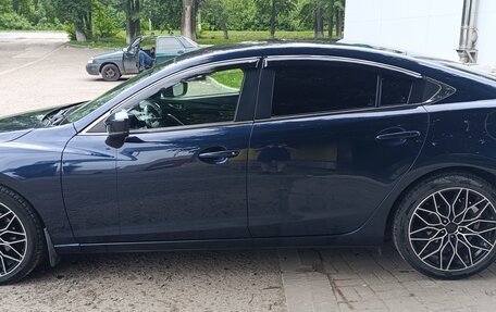 Mazda 6, 2018 год, 1 900 000 рублей, 4 фотография