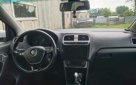 Volkswagen Polo VI (EU Market), 2017 год, 890 000 рублей, 5 фотография