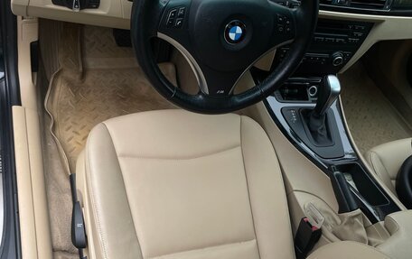 BMW 3 серия, 2011 год, 1 300 000 рублей, 11 фотография