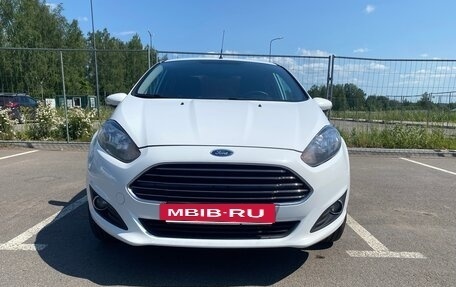 Ford Fiesta, 2015 год, 749 000 рублей, 3 фотография